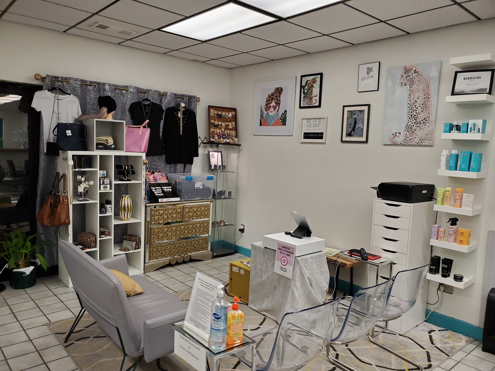 Beauty Bar Hair & Nail Salon nail photo 4